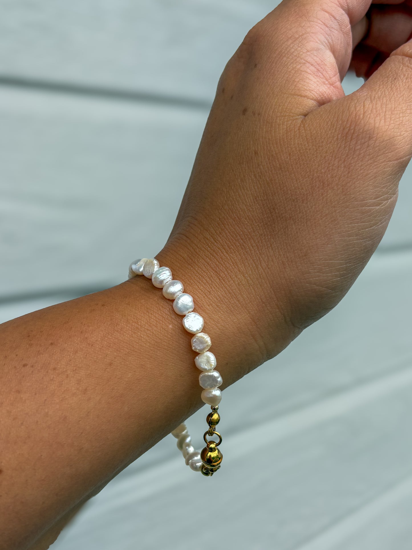 Dainty Freshwater Pearl Bracelet