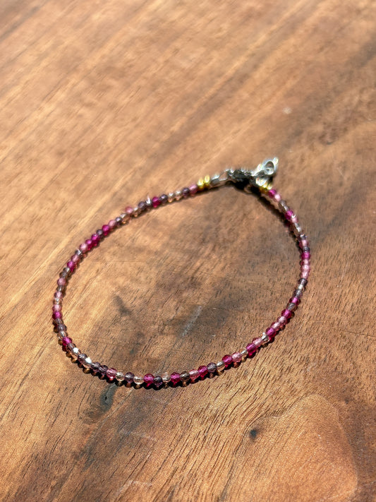 Mixed Pink / Purple Glass Bracelet